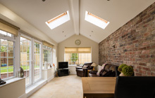 Clifton Reynes single storey extension leads